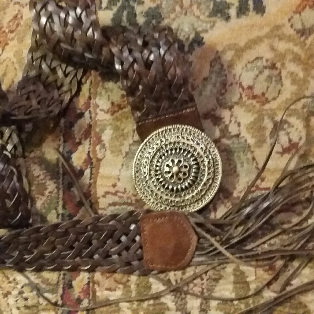 Woven leather belt